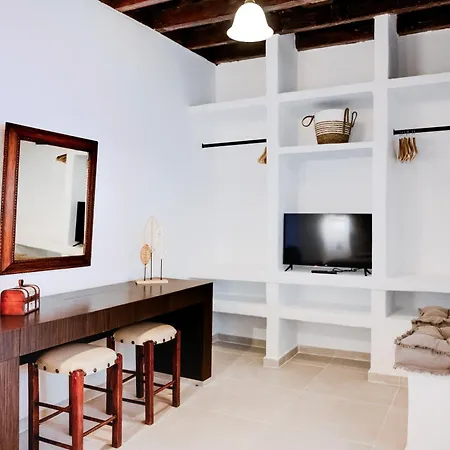Anesis Traditional Rhodian House Tatil Evi